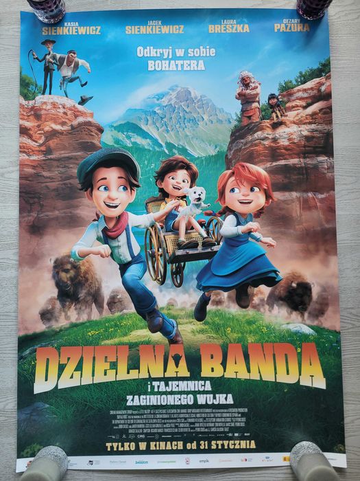 Plakat kinowy z filmu bajki Dzielna banda bajka