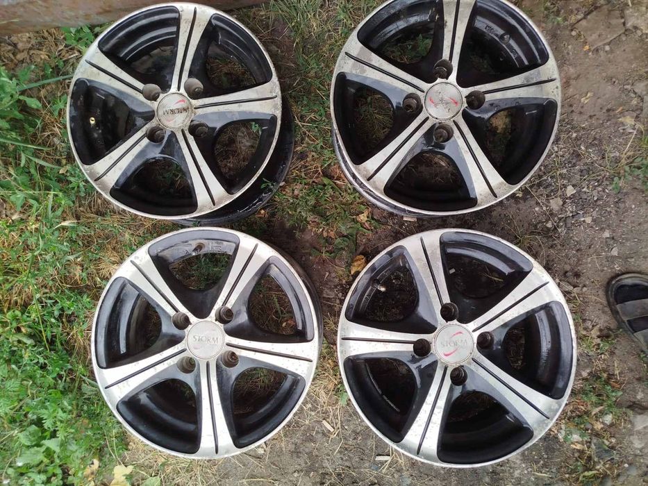 Продам диски комплект R13 4*100.