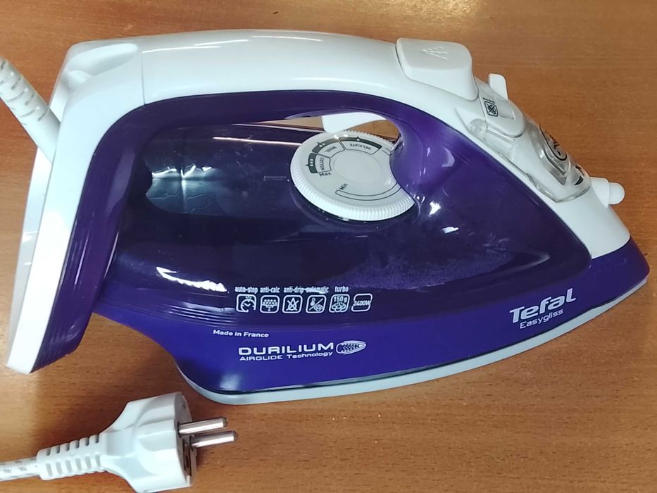 Nowe - żelazko Tefal - 2400W - sprawne / Polecam