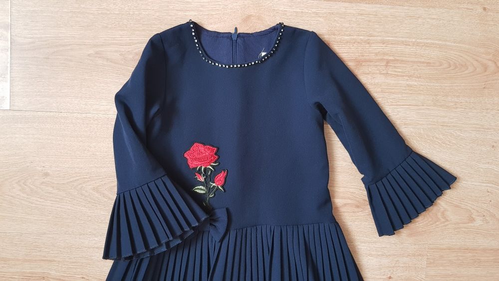 Стильное красивое платье нарядное праздничное платьице плаття сукня