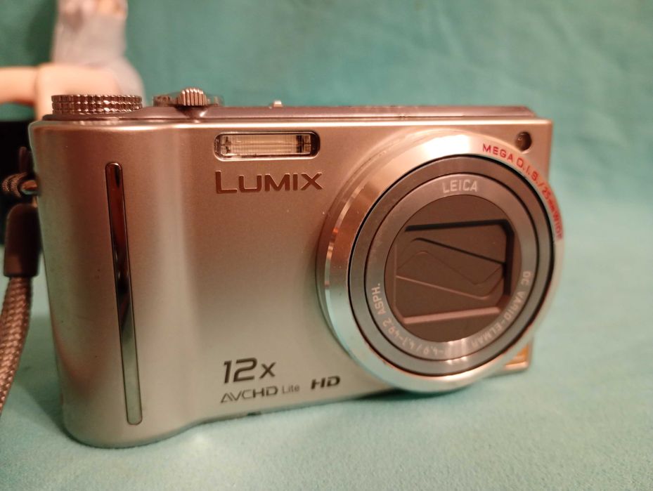 Panasonic Lumix DMC-TZ7. Bardzo ładny aparacik z drobną niedogodnością