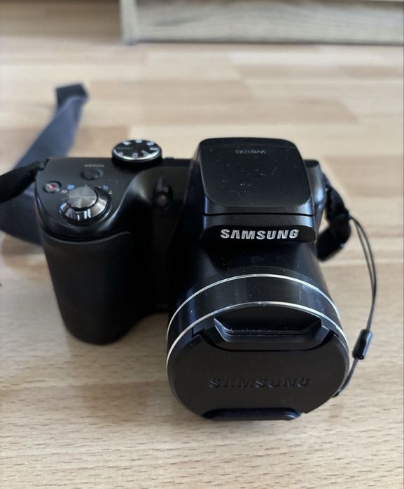 Фотоапарат Samsung wb100