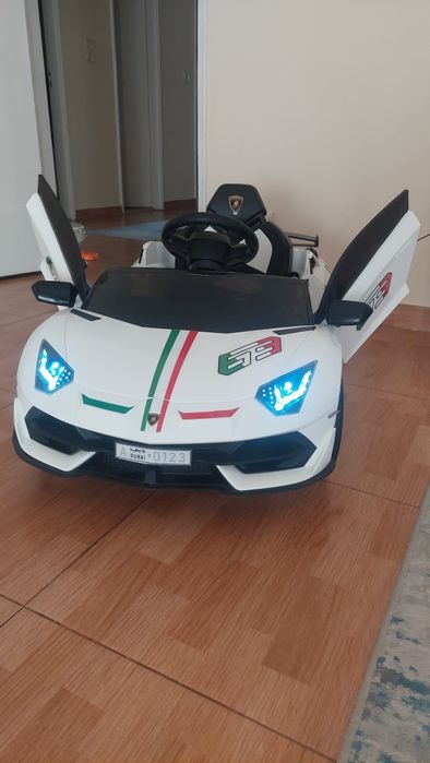 Lamborguinhi SVJ 12v com comando e Carregador