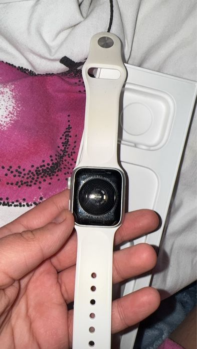 Apple watch SE 40mm srebrny