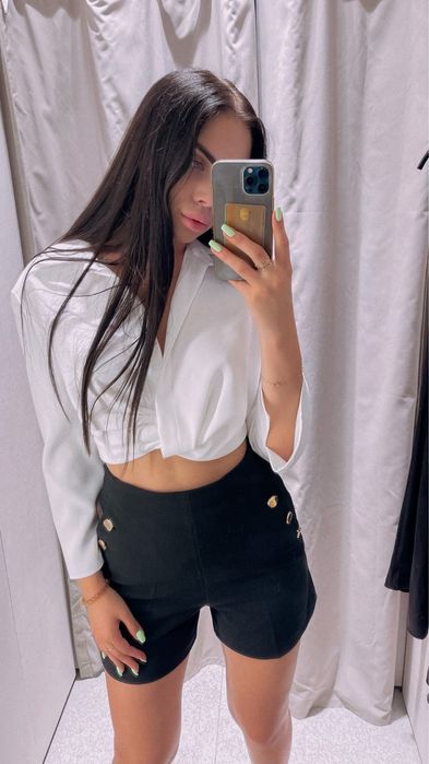 Блуза Zara біла вкорочена