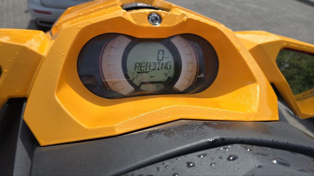 Продам официальный гидроцикл BRP Seadoo GTI SE 130