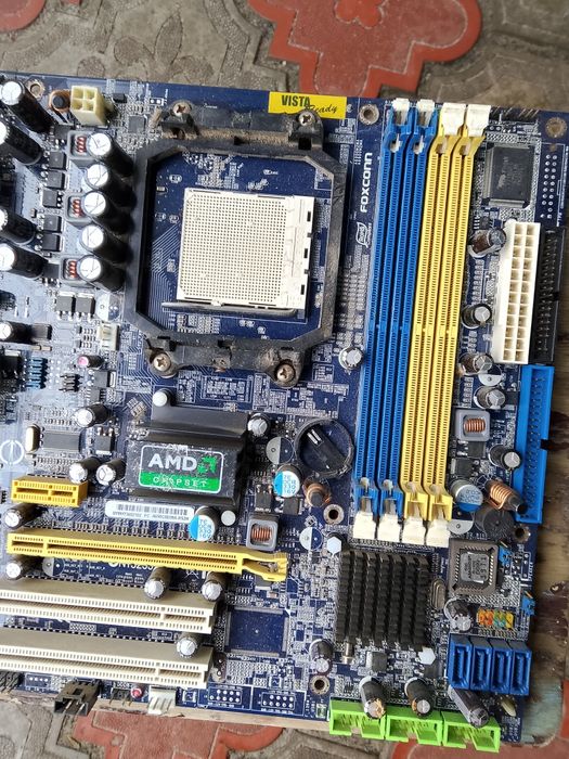 Материнська плата для ПК