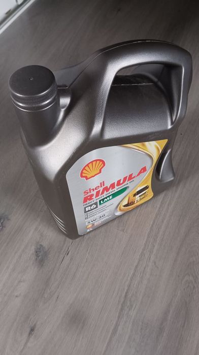 Olej shell 5w30 rimula  5l nowy