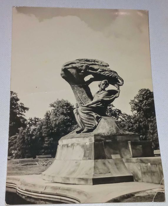 Открытка
Варшава - ПАМЯТНИК Фредерику Шопену, 1960-е гг.