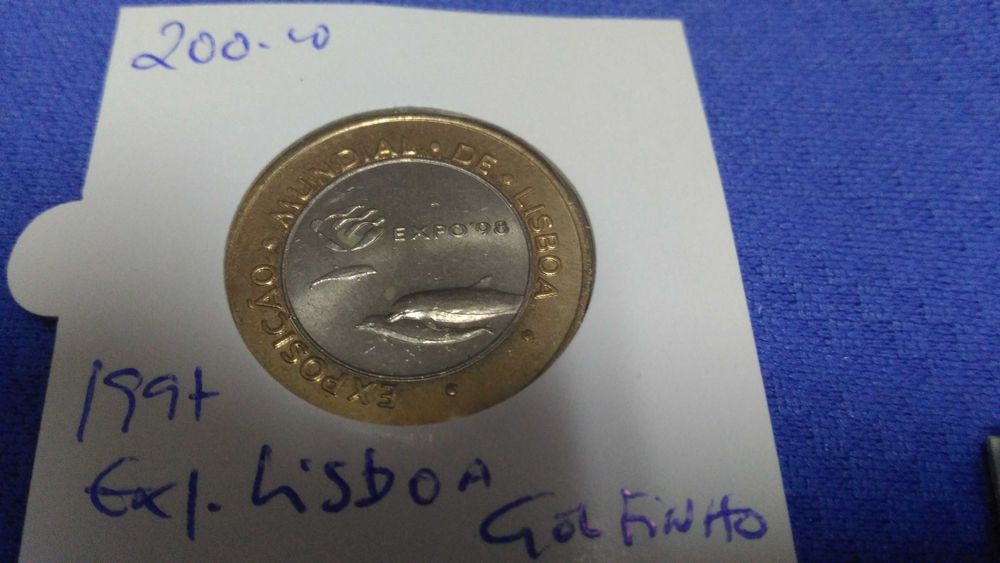 Moedas 200 escudos sem uso
