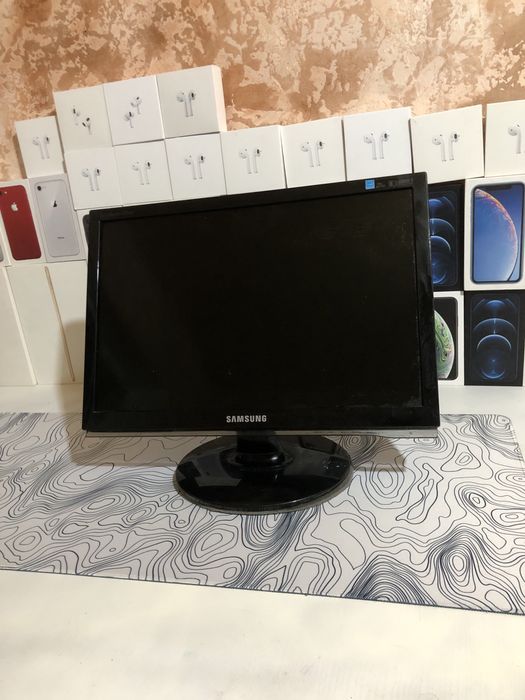 Продам Монитор Samsung  953BW