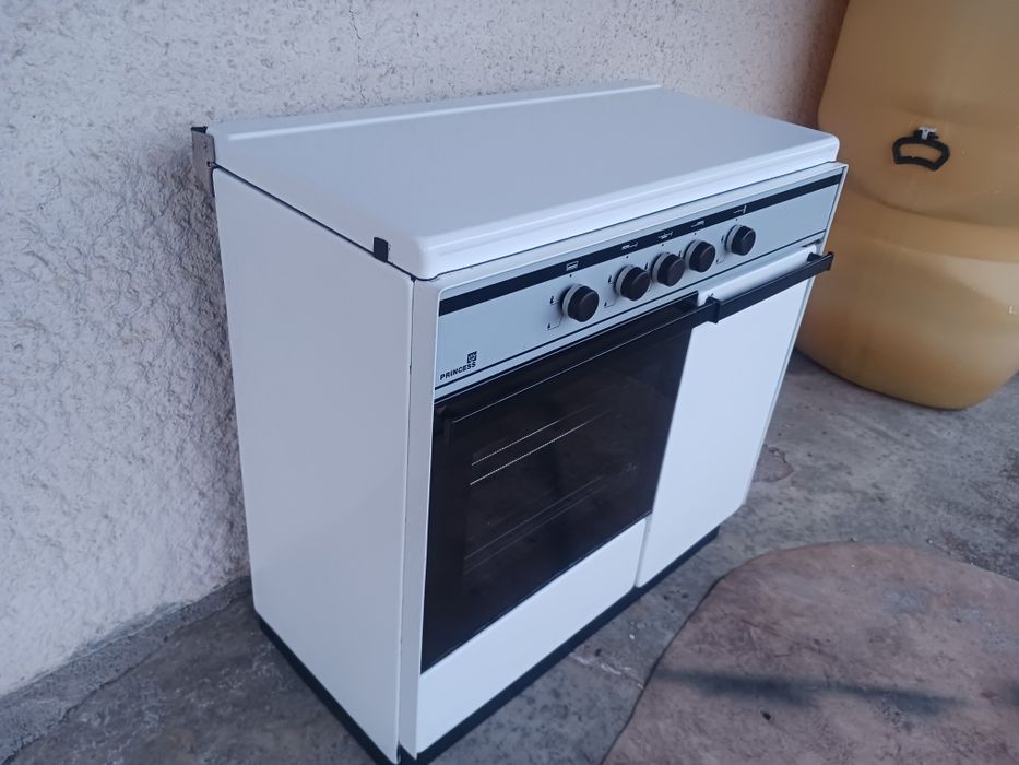 Fogão de gás para botija em perfeito funcionamento,,,com oferta de uma