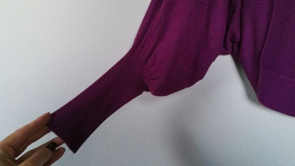 Sweterek narzutka fiolet rozm.M/L