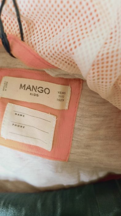 Kurtka wiatrówka Mango