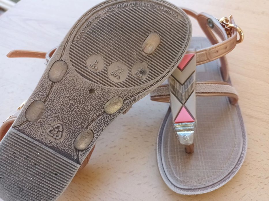 Sandalias de criança