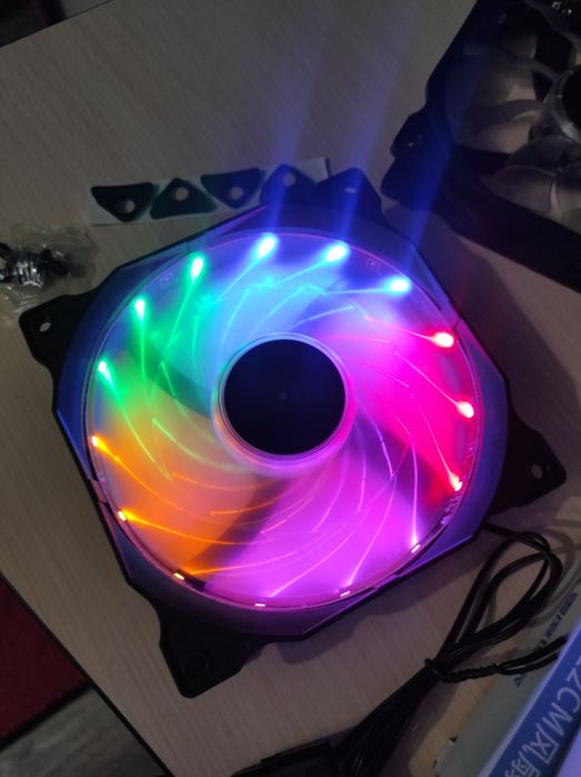 Кулер вентилятор новый с подсветкой для Компьютера TEUCER 120мм 4 pin