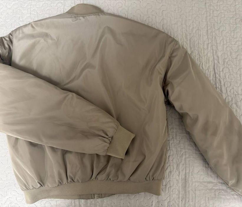 Продам сучасну куртку