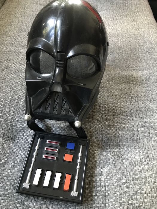 Maska Helm Star Wars Darth Vader oryginal 2004 rok