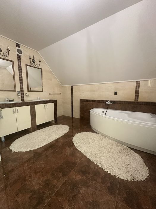 Здається в оренду будинок с.Кінчеш 7 хв до м.Ужгорода