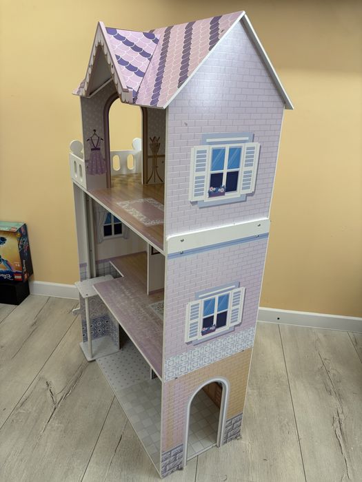 Sprzedam domek dla lalek Barbie – w bardzo dobrym stanie