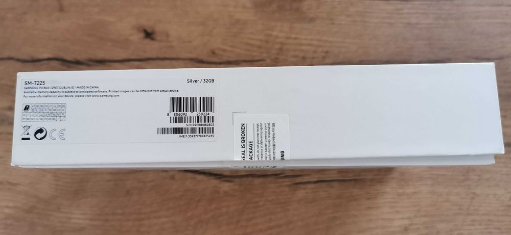 Tablet Samsung Galaxy Tab A7 Lite 32 GB LTE Srebrny.  Etui / Szybka