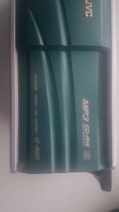 Do kolekcji - zmieniarka JVC CH-X1500 - mp3 + przewod