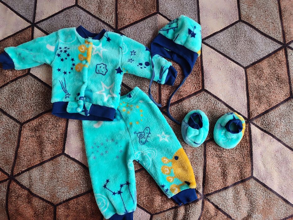 Продам/віддам 3-6 місяців