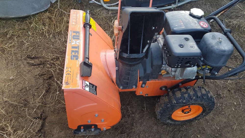 Odśnieżarka spalinowa