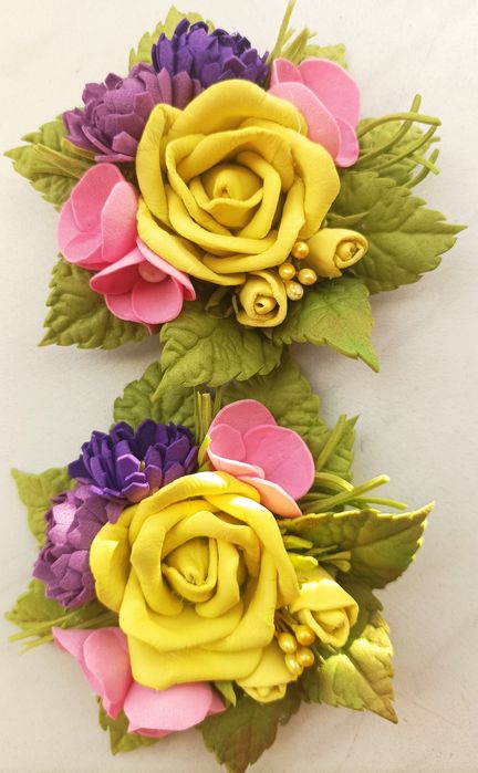 Резинки,заколки для волосся ручної роботи з фоамірану