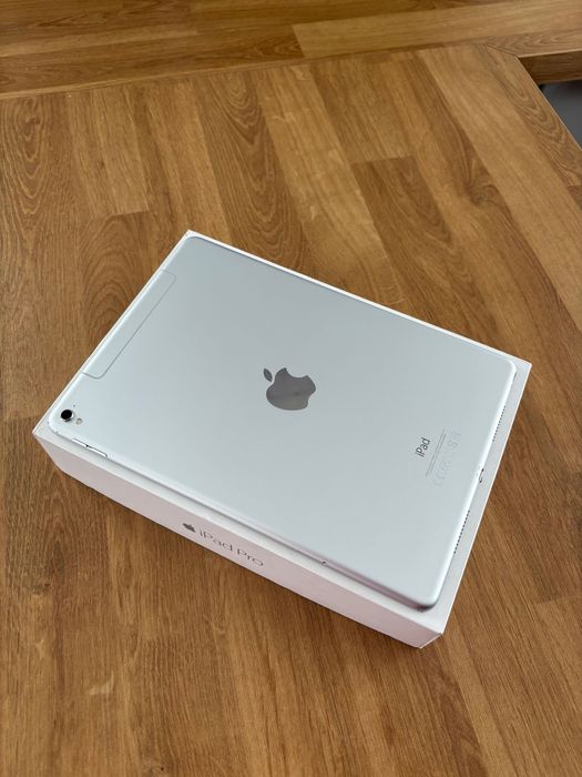 Idealny iPad Pro 9,7 128 GB CELLULAR SPACE GRAY w PERFEKCYJNYM stanie!
