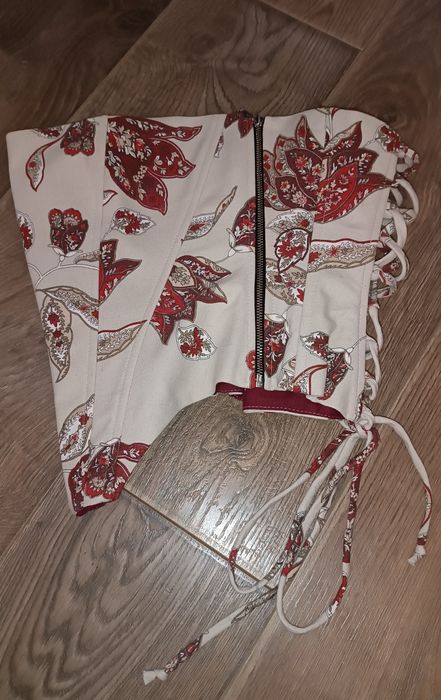 Корсет жіночий, в оригінальному колорі
