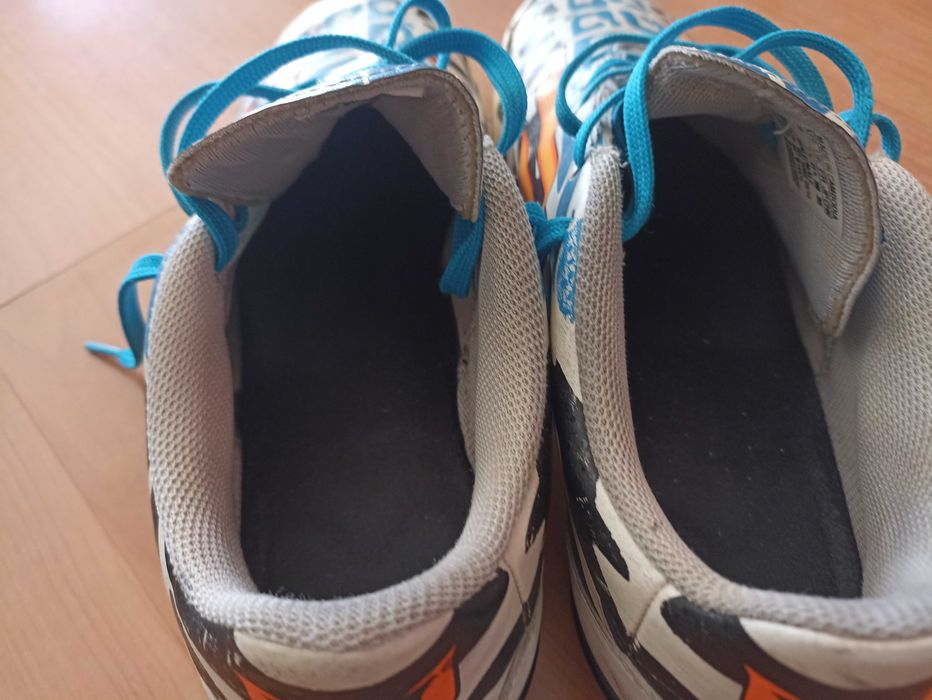 Sapatilhas colecionáveis F10Messi do Mundial Futebol Indoor-Adidas