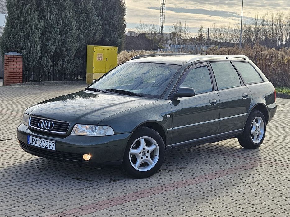 Audi A4 B5 FL 2000r. 1.8 Benz.