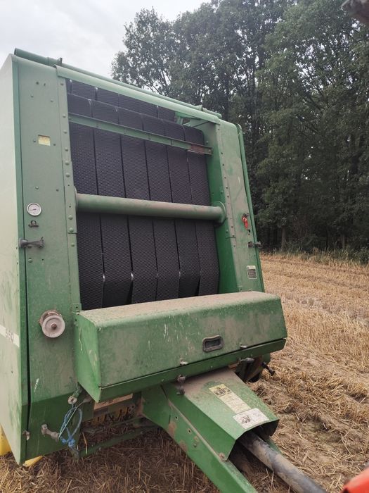 Prasa John Deere 550