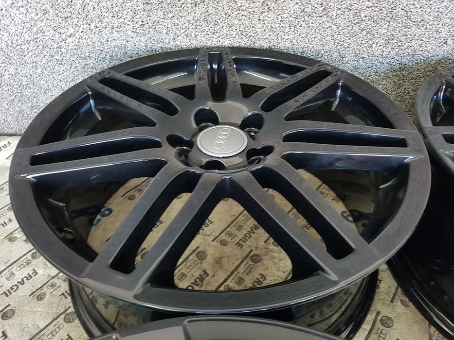 Felgi Oryginał Audi A3 Golf  Leon 8p0 7,5x18 ET54 5x112