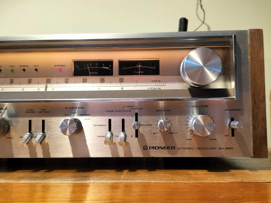 Amplituner Pioneer SX880