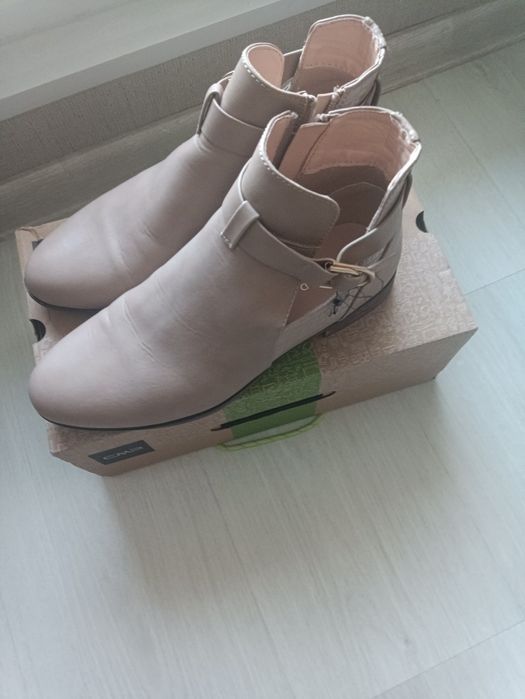 Buty do kostki Anna Field