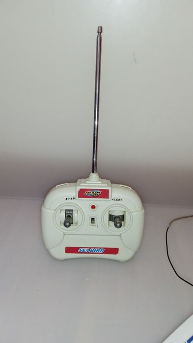 Barco de Velocidade Branco Sea Bird com Controlo Remoto