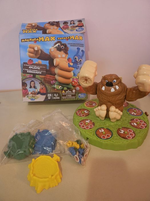 Jogo Esmaga Max Hasbro