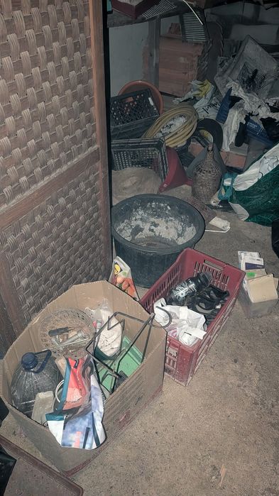 Ofereço material em funcionamento