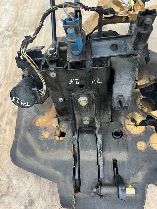 Педальный узел Фольксваген Т-4 с электрической педалью 2.5