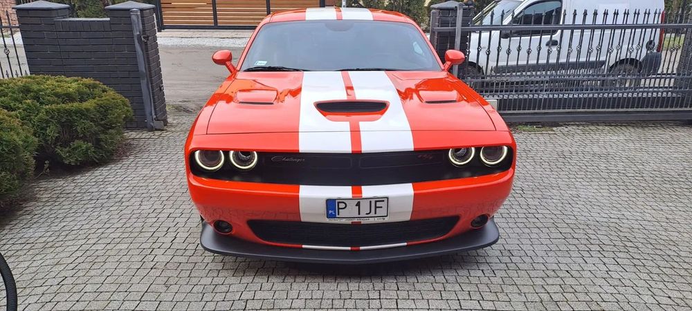 Dodge Challenger Sprzedam Dodga