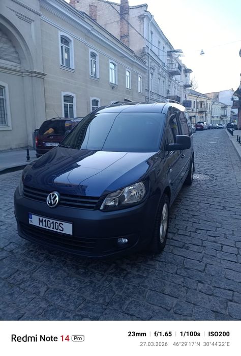 Volkswagen caddy 2011 год дизель