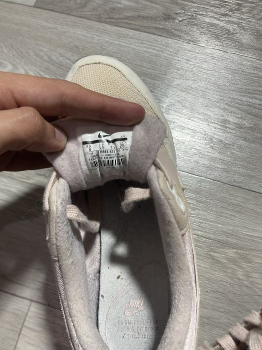 Кросівки Nike Air Max 1 жіночі рожеві кросівки