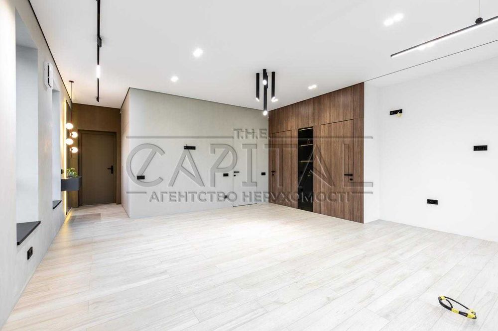 ручний виїзд на Одеську трасу/Продаж/Квартира / вул. Київська, Глеваха