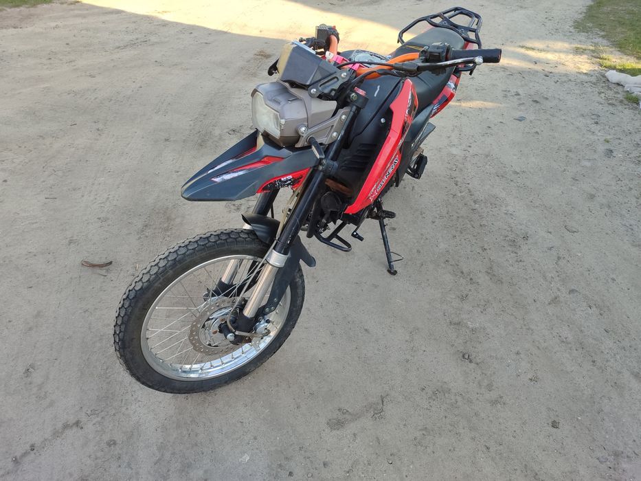Вилка та інше на Shineray 200 250 x-trail 9A