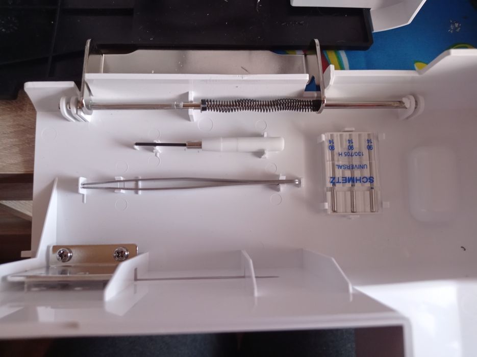 Máquina de recobrimento/ costura