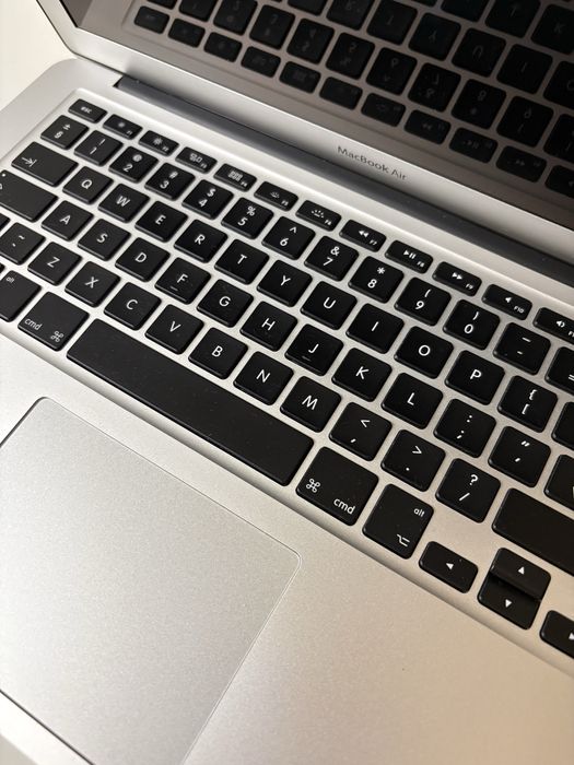 Macbook Air 13 cali stan idelany