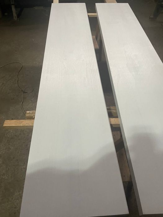 Панелі з масиву дуба, меблевий щит, деревʼяні підвіконня фасади полиці