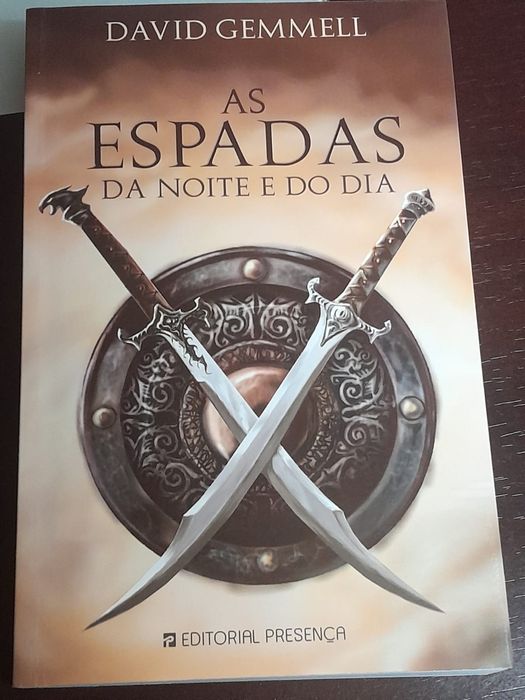As Espadas da noite e do dia de David Gemmel